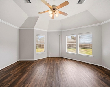 28211 Emerald Creek Lane - Photo Thumbnail 20