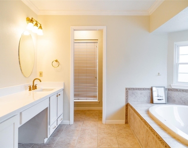 18310 Spellbrook Drive - Photo Thumbnail 14