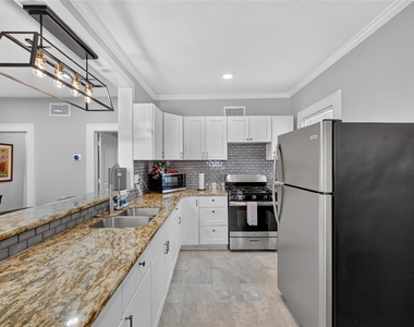 1824 Rosedale Street - Photo Thumbnail 9