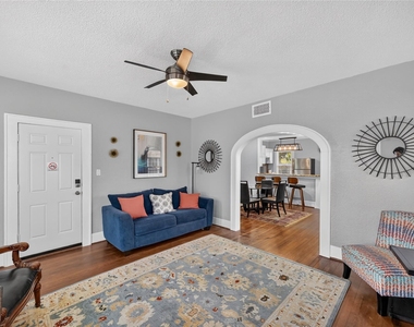 1824 Rosedale Street - Photo Thumbnail 5