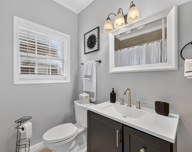 1824 Rosedale Street - Photo Thumbnail 19