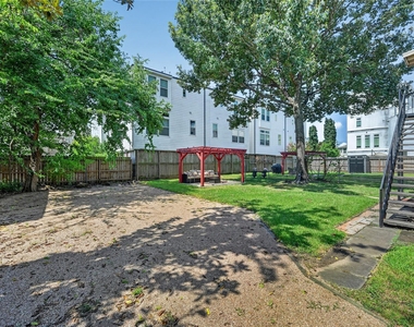 1824 Rosedale Street - Photo Thumbnail 25