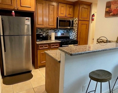 9642 Intervale Street - Photo Thumbnail 8