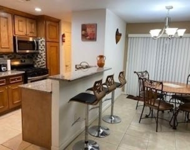 9642 Intervale Street - Photo Thumbnail 4