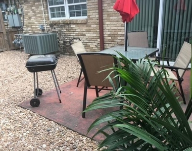 9642 Intervale Street - Photo Thumbnail 21