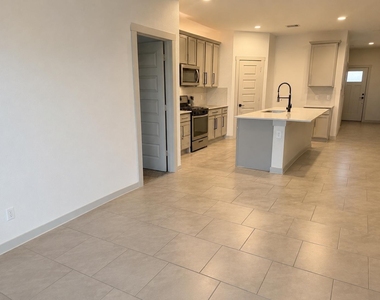 29747 Cayenne Circle - Photo Thumbnail 3