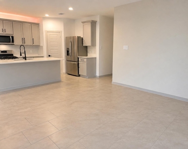 29747 Cayenne Circle - Photo Thumbnail 4