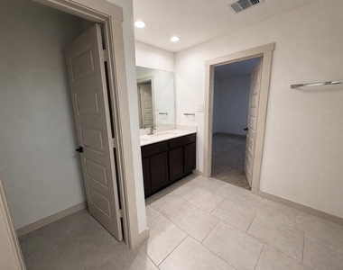 29747 Cayenne Circle - Photo Thumbnail 15