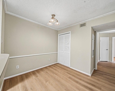 3770 Lovers Wood Lane - Photo Thumbnail 11