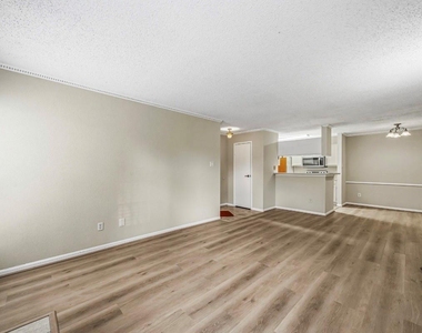 3770 Lovers Wood Lane - Photo Thumbnail 9