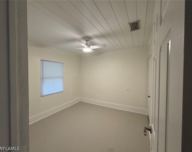 2525 Broadway - Photo Thumbnail 11