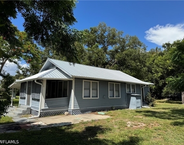 2525 Broadway - Photo Thumbnail 17