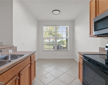 3846 Cherrybrook Loop - Photo Thumbnail 14