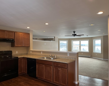 1032 Province - Photo Thumbnail 4