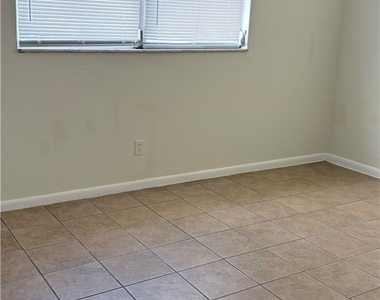 5551 5th Avenue - Photo Thumbnail 7