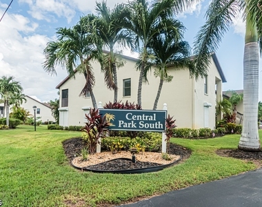 9275 Lake Park Drive - Photo Thumbnail 22