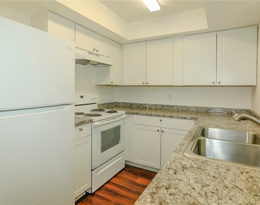 4331 Glenwood - Photo Thumbnail 6