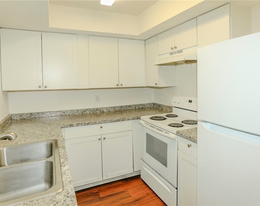 4331 Glenwood - Photo Thumbnail 6