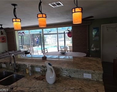 130 Sw 58th Street - Photo Thumbnail 5