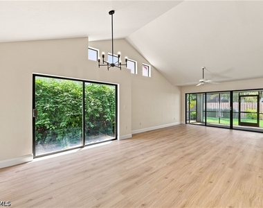 857 Reef Point Circle - Photo Thumbnail 4