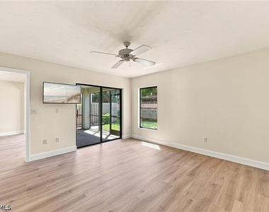 857 Reef Point Circle - Photo Thumbnail 10