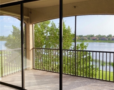 26181 Palace Lane - Photo Thumbnail 2