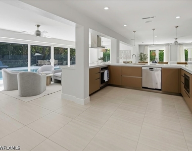 1390 Mandarin Road - Photo Thumbnail 16