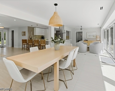 1390 Mandarin Road - Photo Thumbnail 10