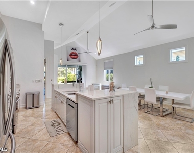 3005 Coco Avenue - Photo Thumbnail 17
