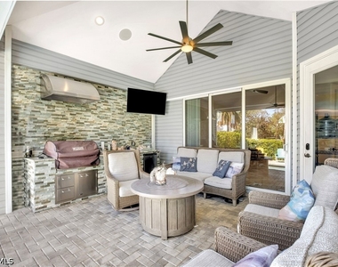 3005 Coco Avenue - Photo Thumbnail 28