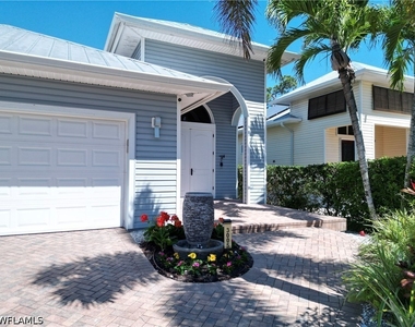 3005 Coco Avenue - Photo Thumbnail 34