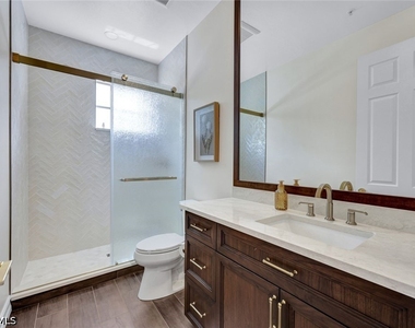 2609 Estrella Court - Photo Thumbnail 12