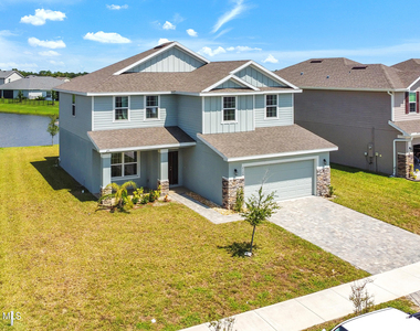 2124 Middlebury Drive Se - Photo Thumbnail 2