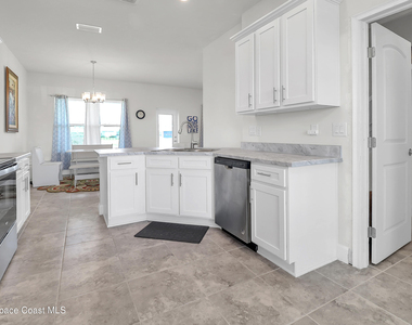 2124 Middlebury Drive Se - Photo Thumbnail 15
