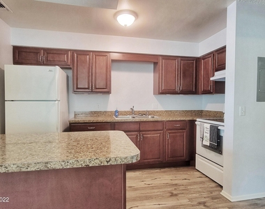 1354 Westover Street - Photo Thumbnail 5