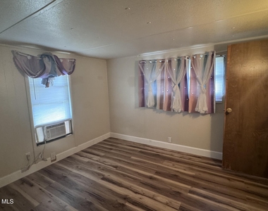 1159 Bailey Court - Photo Thumbnail 6