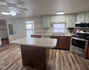 1159 Bailey Court - Photo Thumbnail 3