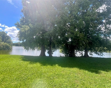 12356 Berkeley Square Drive - Photo Thumbnail 7