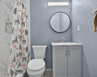 8114 N Edison Avenue - Photo Thumbnail 29