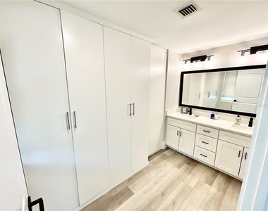 231 2nd Street S - Photo Thumbnail 10