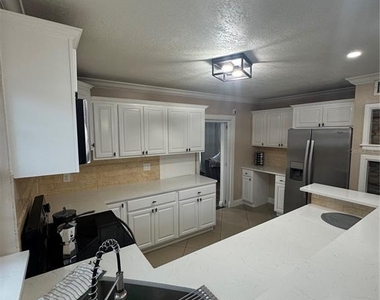 16008 Sagebrush Road - Photo Thumbnail 20