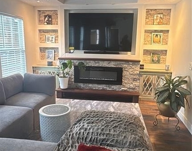 16008 Sagebrush Road - Photo Thumbnail 10