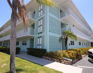 1819 Shore Drive S - Photo Thumbnail 1