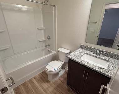 9305 Westside Hills Drive - Photo Thumbnail 19