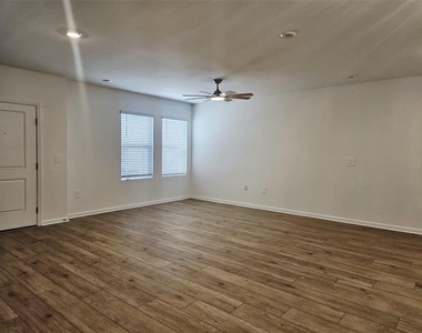 5136 Clay Whaley Rd - Photo Thumbnail 8
