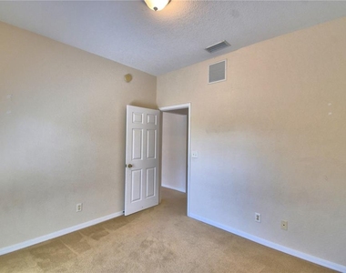 1606 Eagle Pond Drive - Photo Thumbnail 14