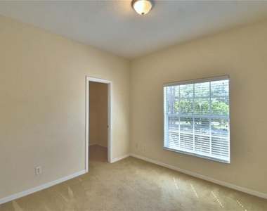 1606 Eagle Pond Drive - Photo Thumbnail 7
