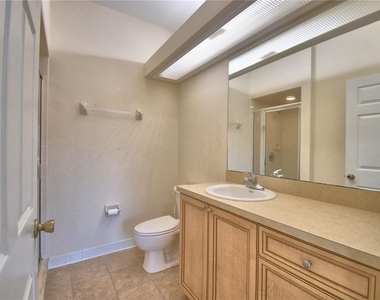 1606 Eagle Pond Drive - Photo Thumbnail 29