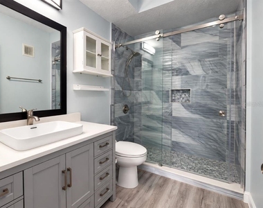 2015 Reston Road - Photo Thumbnail 17