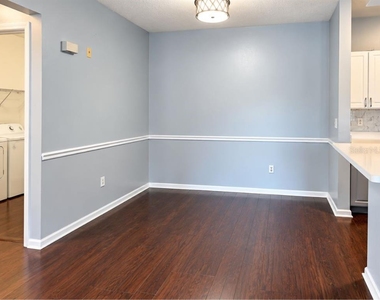 2015 Reston Road - Photo Thumbnail 5
